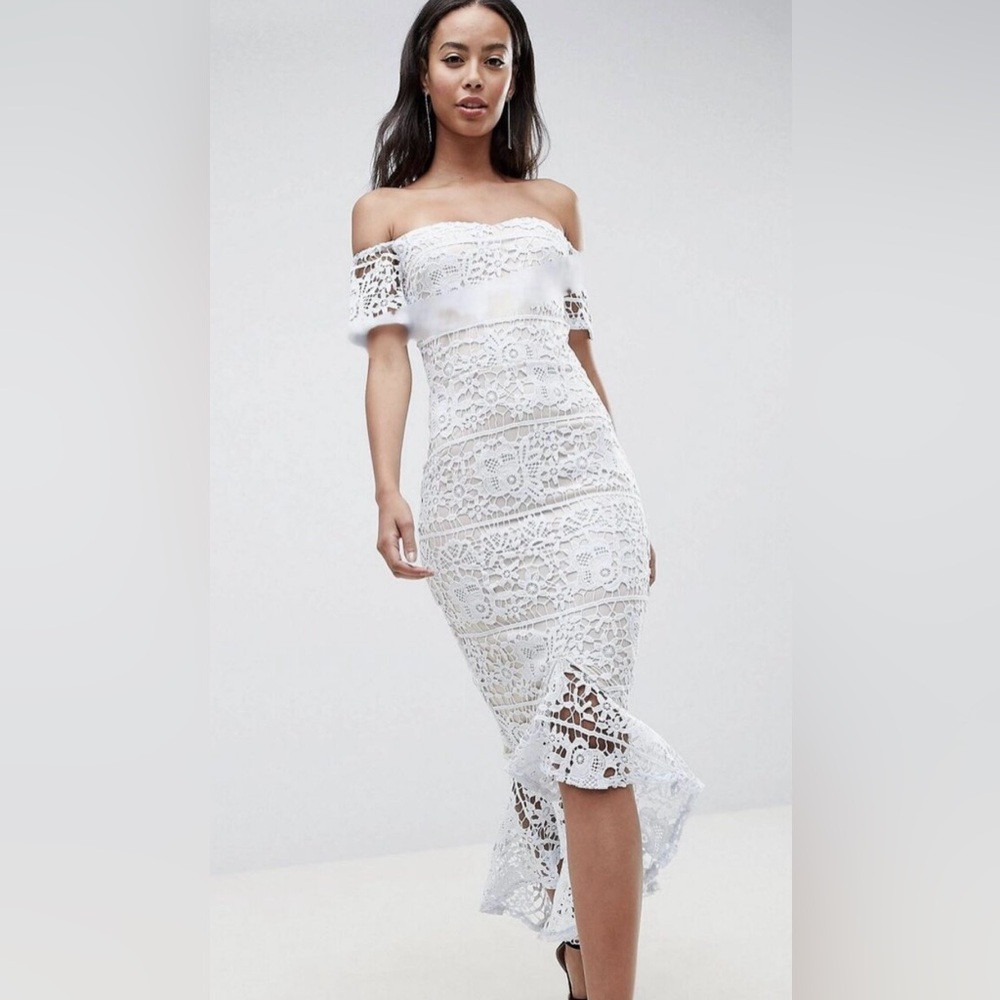 NWT Blue/Cream Misguided Bardot lace overlay dress with fishtail size 6